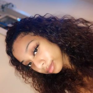 Meet your Posher, Rheanna